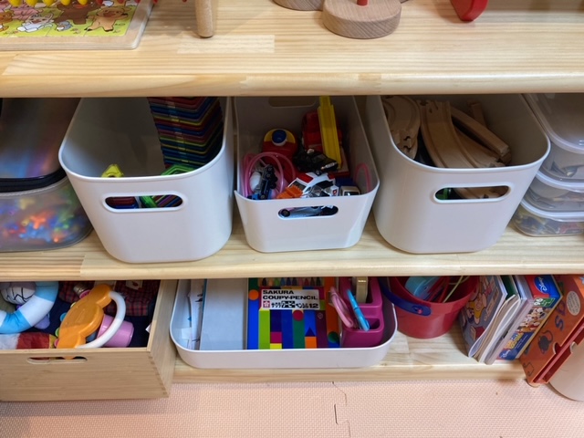 網羅的に検討 おもちゃ棚のおすすめはikea ニトリ 無印 モンテッソーリ育児には なっとく育児